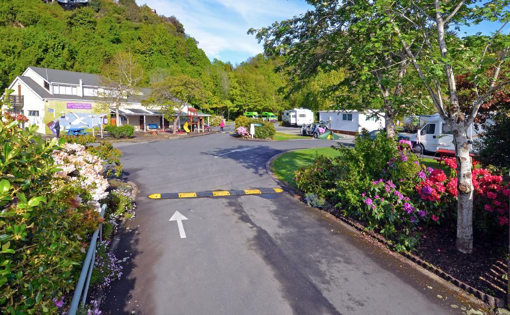 Leith Valley Holiday Park And Motels Dunedin Buitenkant foto